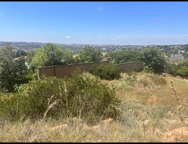 LAND FOR SALE IN NORTHCLIFF